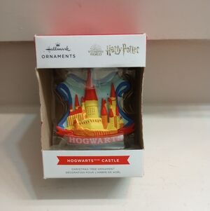 Hallmark Holiday Ornament 2001 Hogwarts Castle New In Box